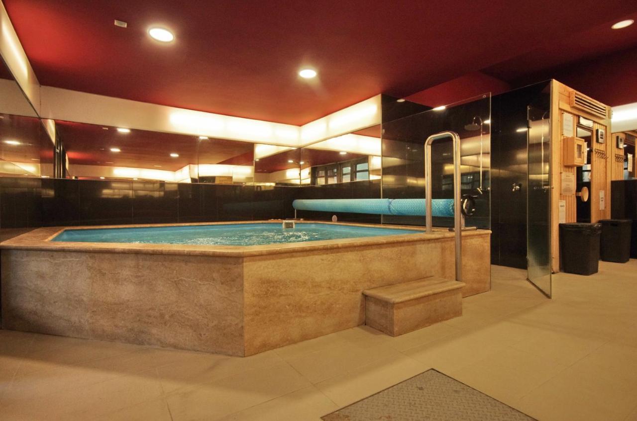 Hotel Corvin Gyula Exterior foto